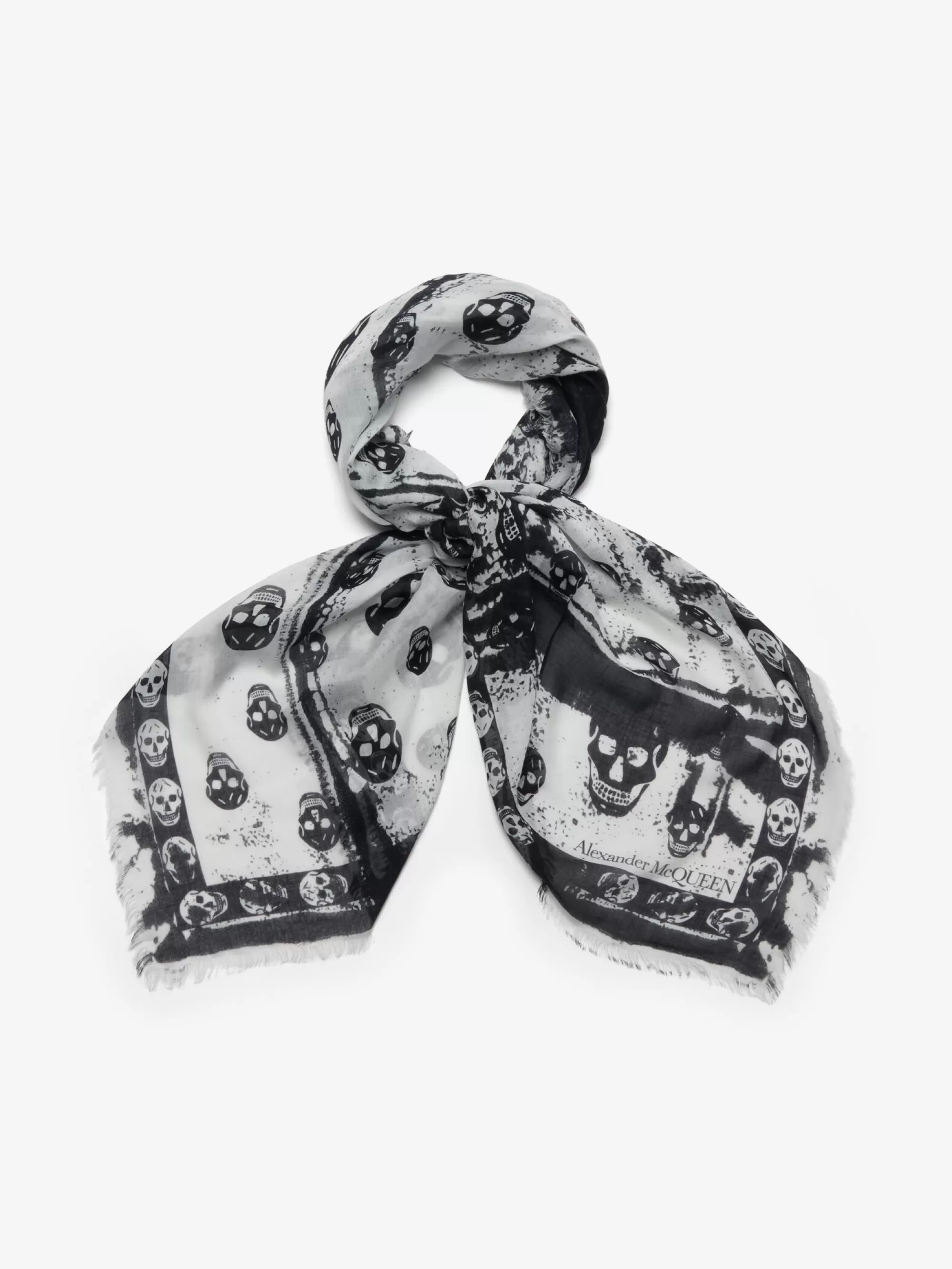 Men's Classic Fold Skull Foulard in >Alexander McQueen Sale