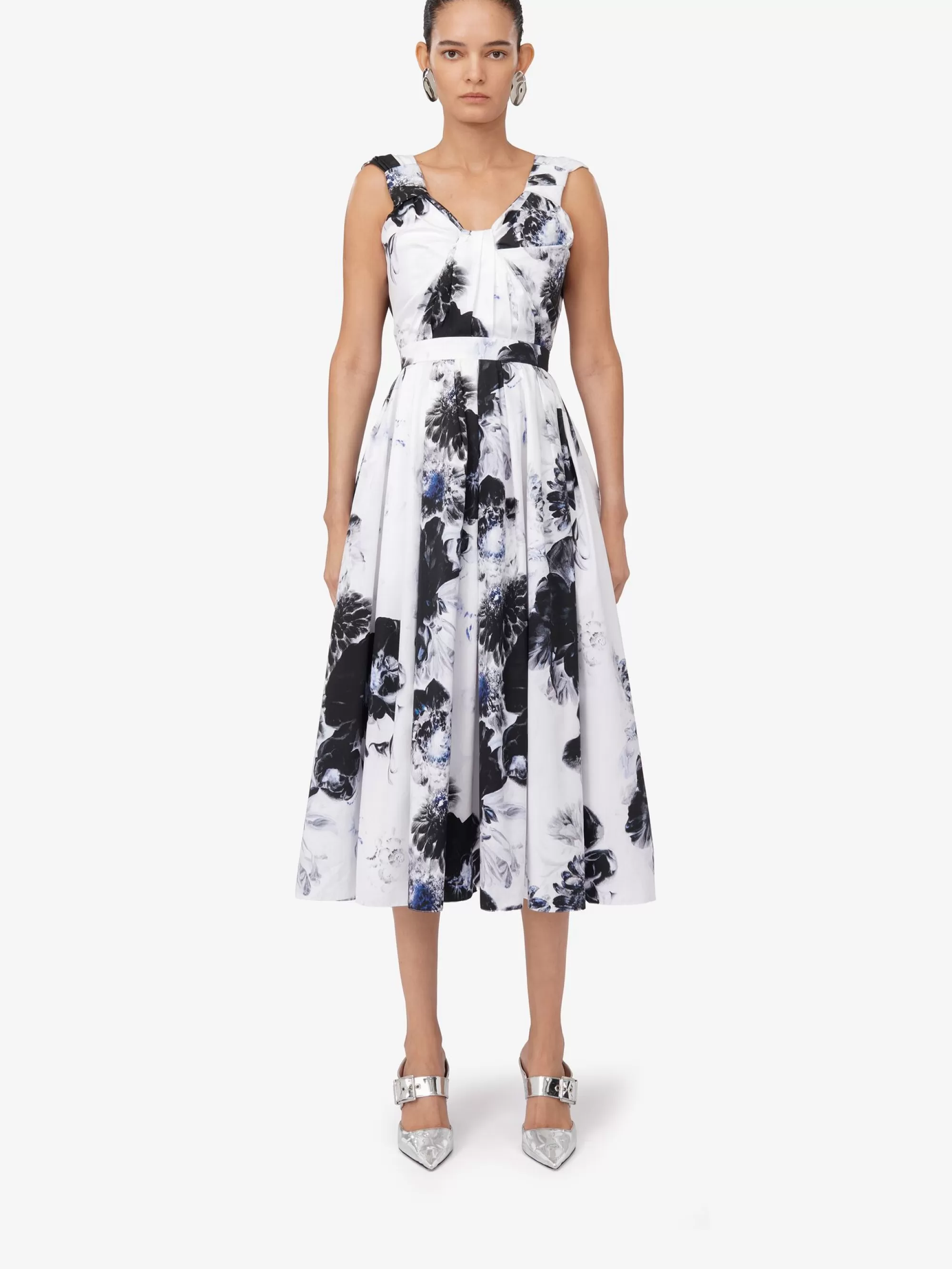 Women's Chiaroscuro Sleeveless Knot Dress in >Alexander McQueen Best