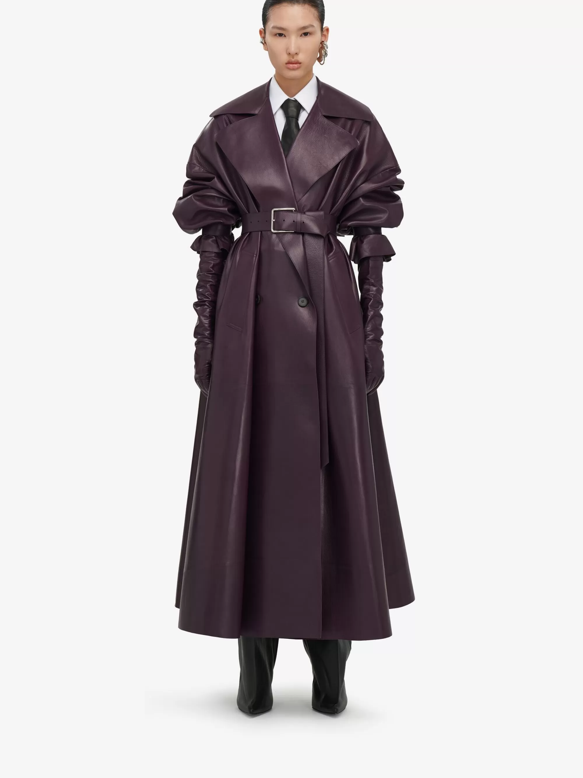 Women's Cocoon Sleeve Leather Trench Coat in >Alexander McQueen Store