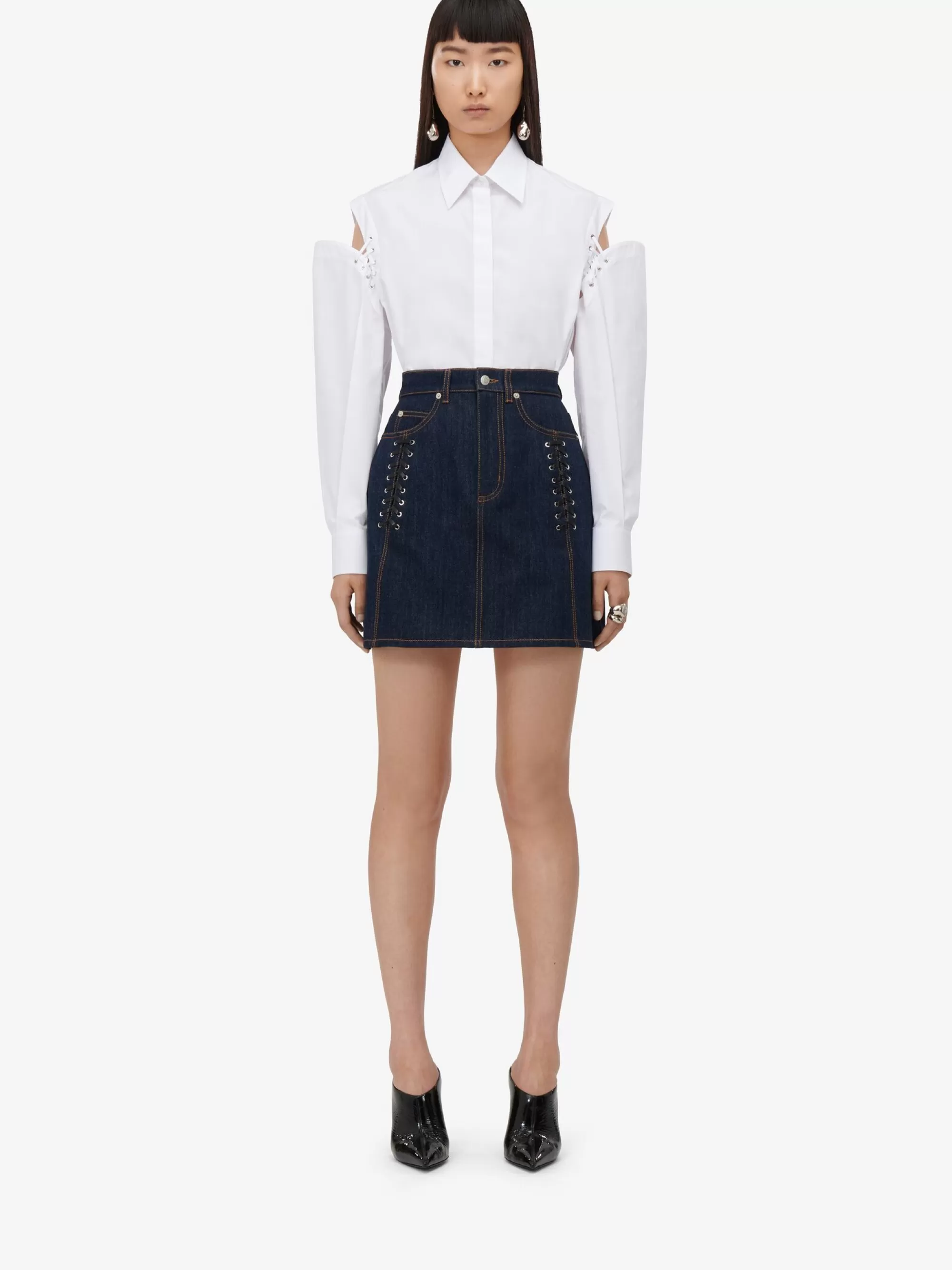 Women's Lace Detail Slashed Cocoon Shirt in >Alexander McQueen Online