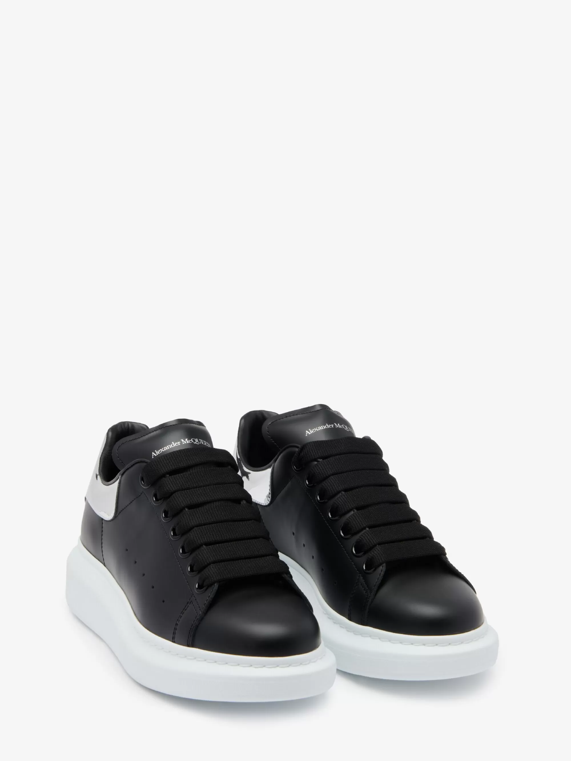 Women's Oversized Sneaker in >Alexander McQueen Fashion